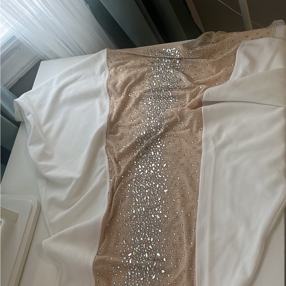 Dress - Picture 6 of 6